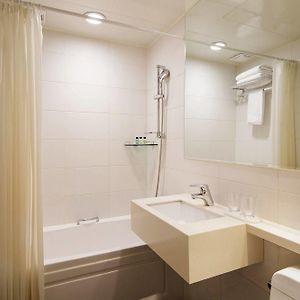 Habitación Estándar con 2 Camas Individuales